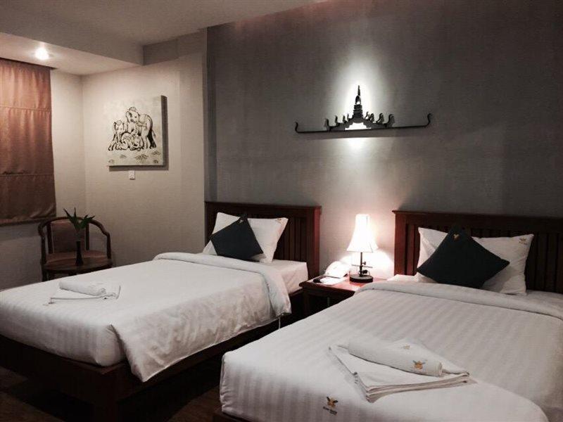 Jing Du Hotel Phnom Penh Esterno foto