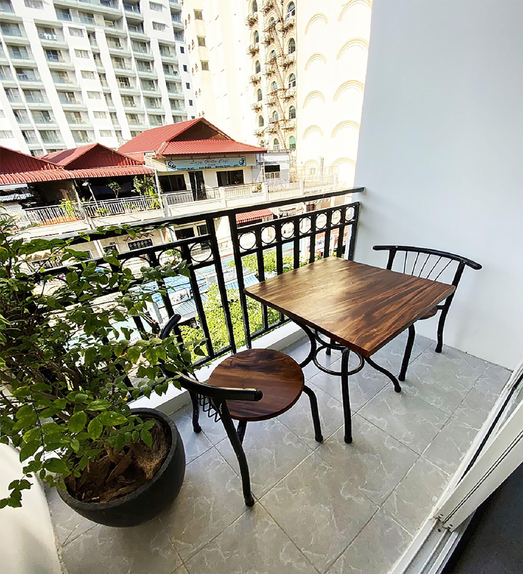 Jing Du Hotel Phnom Penh Esterno foto