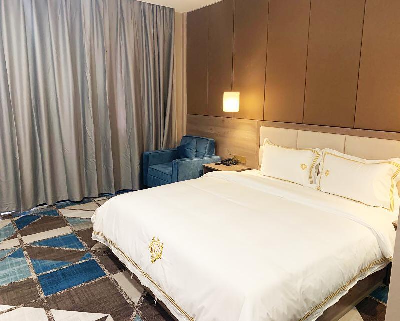 Jing Du Hotel Phnom Penh Esterno foto
