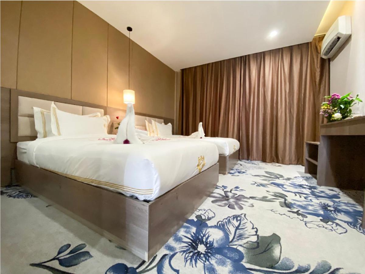 Jing Du Hotel Phnom Penh Esterno foto